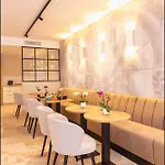 Hotel Botanica 3*
