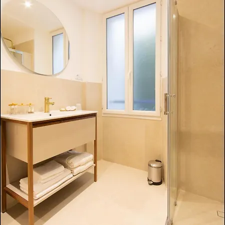 Botanica Hotell 3*